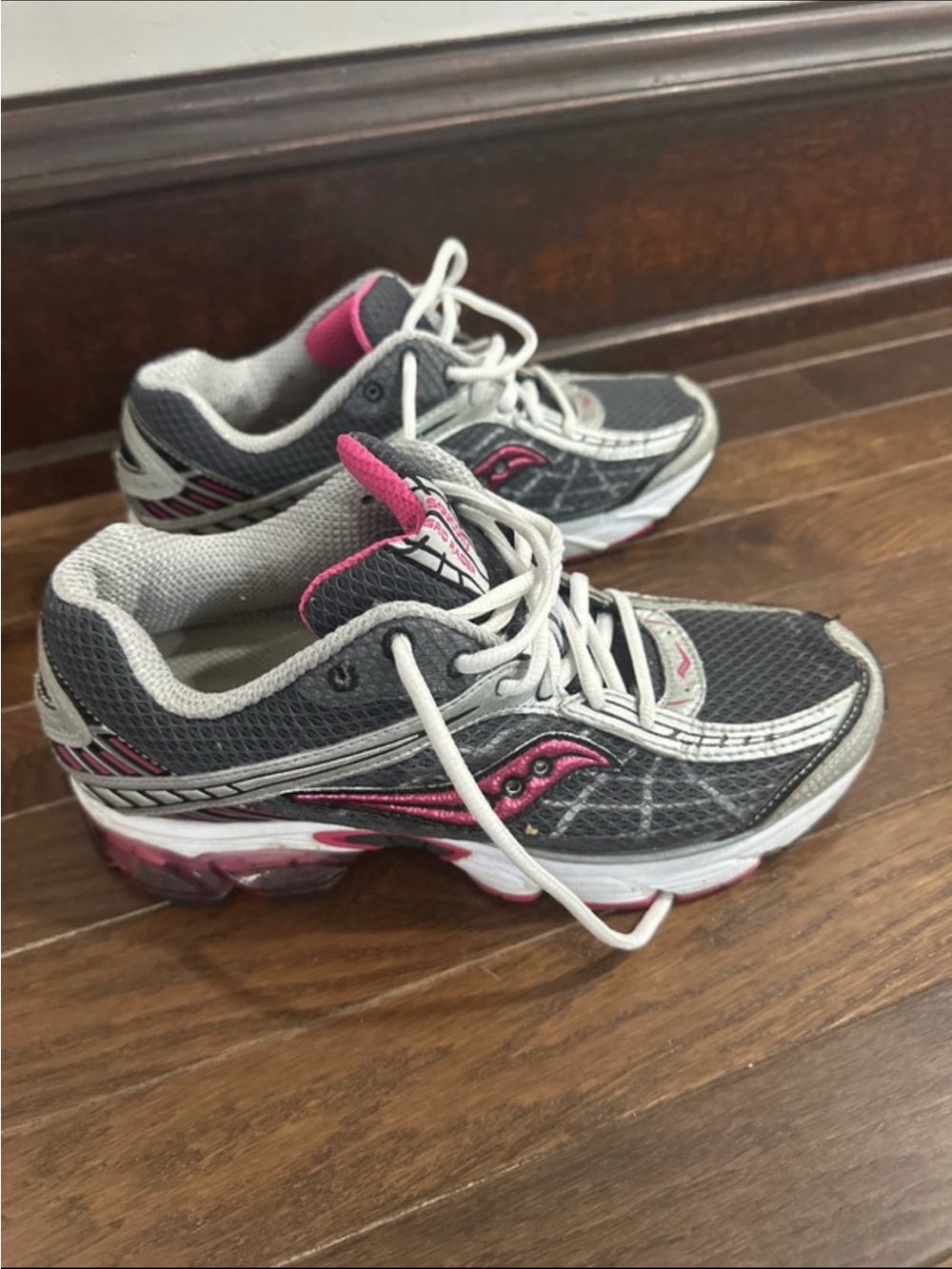 Saucony - Picture 4 of 5